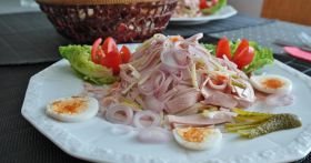 Schweizer Wurstsalat - Bild von RitaE/Pixabay